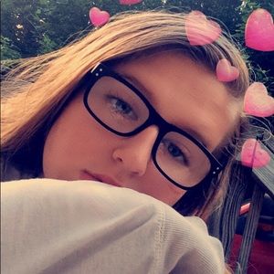 Meet your Posher, Brandy